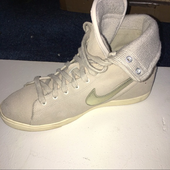 Nike retro metallic swoosh high top sneakers - Picture 4 of 4